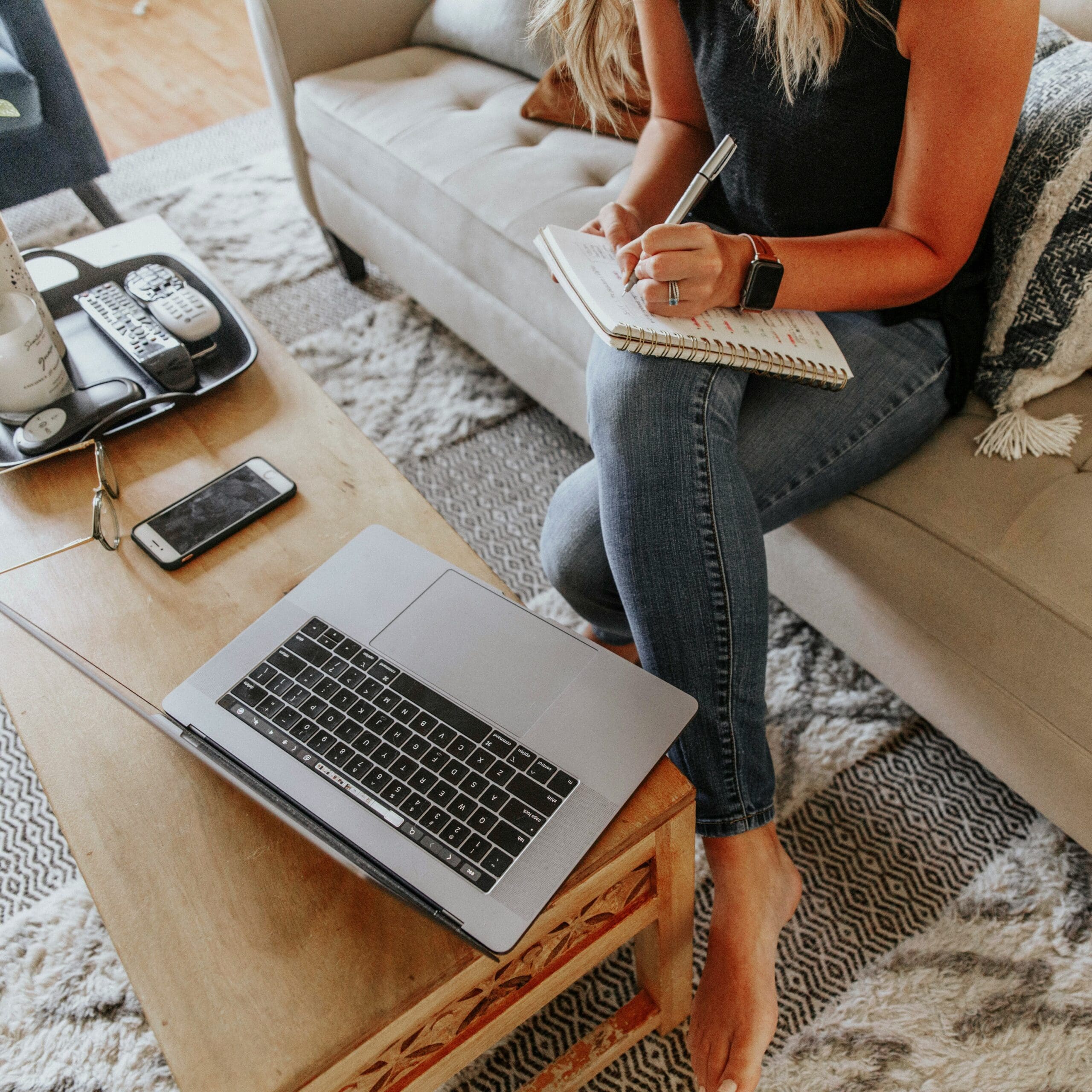 corinne-kutz-q8h7S0CnENg-unsplash